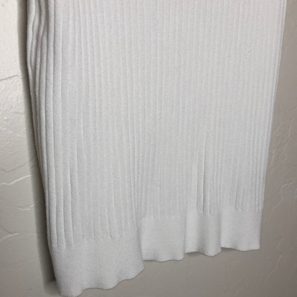 MACYS || high neck tank top - Picture 4 of 7